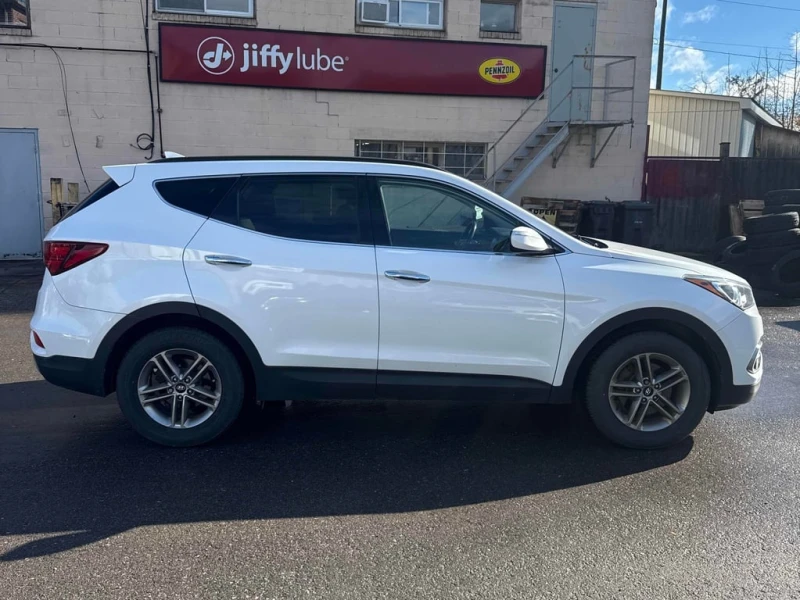 Hyundai Santa fe * Luxury 2.4L AWD * CARFAX * БЕЗ ПЪРВОНАЧАЛНА ВНОС, снимка 3 - Автомобили и джипове - 53079211