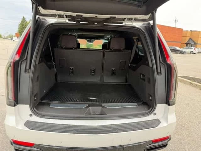 Cadillac Escalade * Sport Platinum * АВТОКРЕДИТ* , снимка 16 - Автомобили и джипове - 56195452