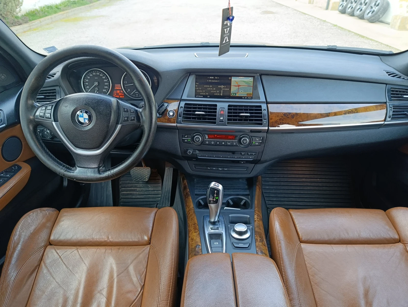 BMW X5 E70 - изображение 10