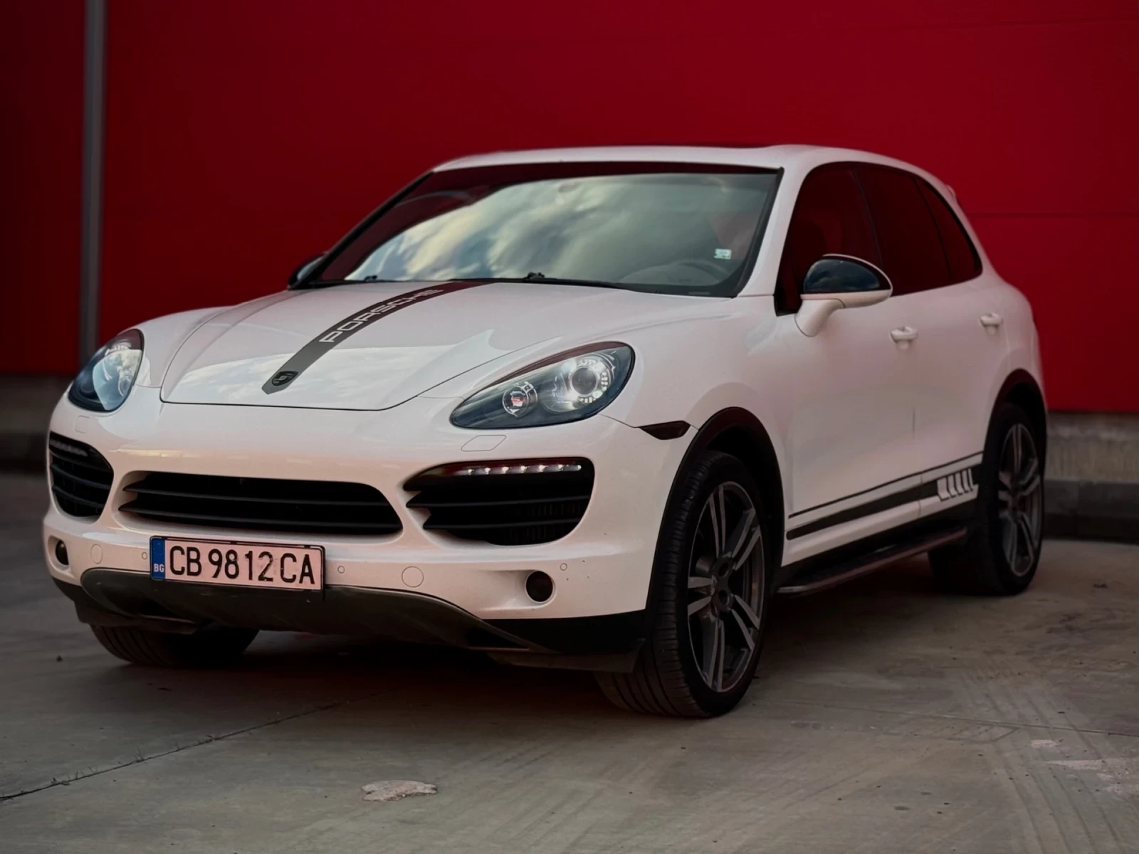 Porsche Cayenne 3.0D GTS, снимка 4 - Автомобили и джипове - 54096123