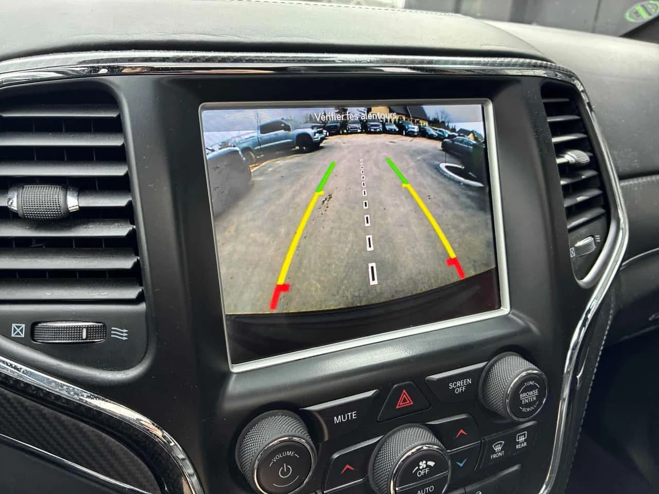 Jeep Grand cherokee SRT / ДИСТРОНИК / Harman Kardon / КАМЕРА , снимка 15 - Автомобили и джипове - 54127007