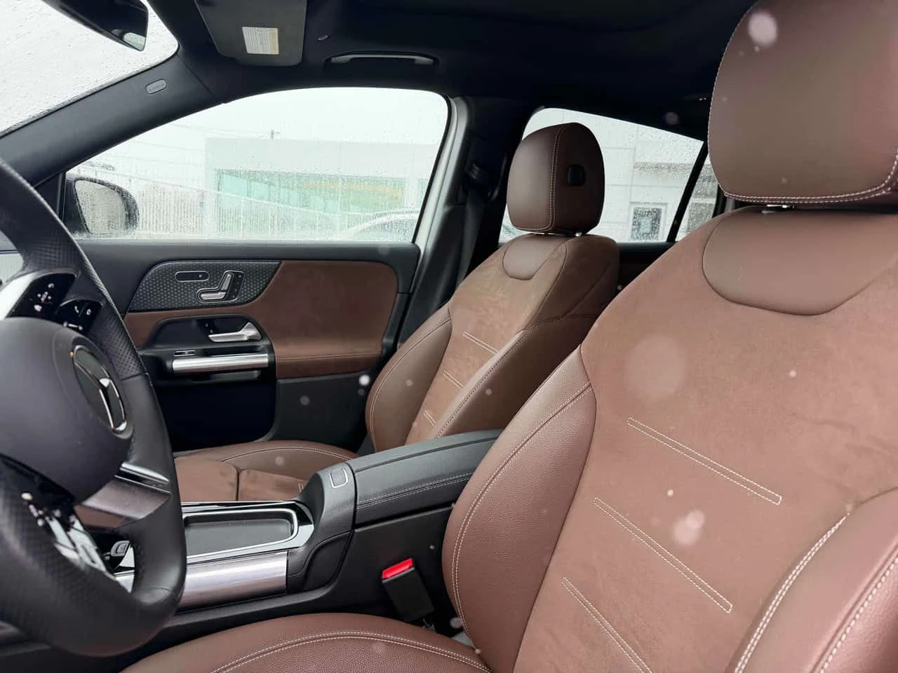 Mercedes-Benz GLA 250 4MATIC/360/ПАНОРАМА/ПОДГРЕВИ, снимка 12 - Автомобили и джипове - 54638589