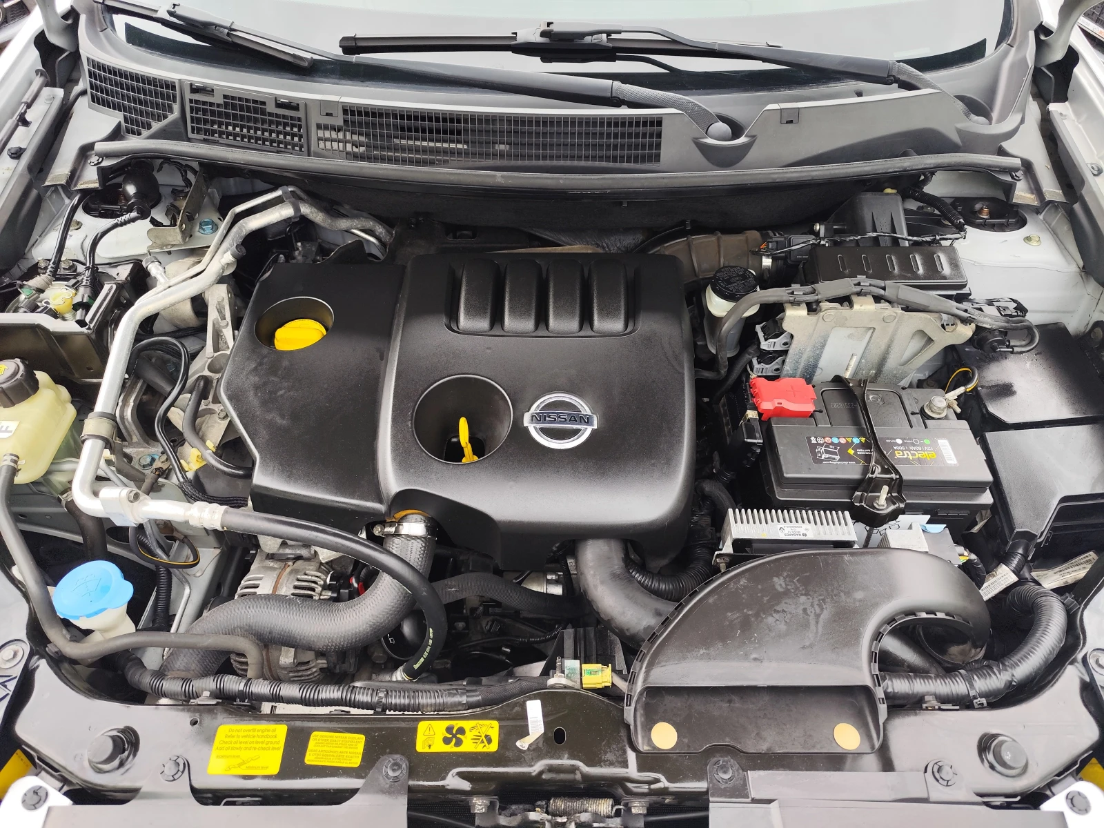 Nissan Qashqai 1.5DCi* 7 MECTA* ПАНОРАМА* MMi* , снимка 16 - Автомобили и джипове - 54648810