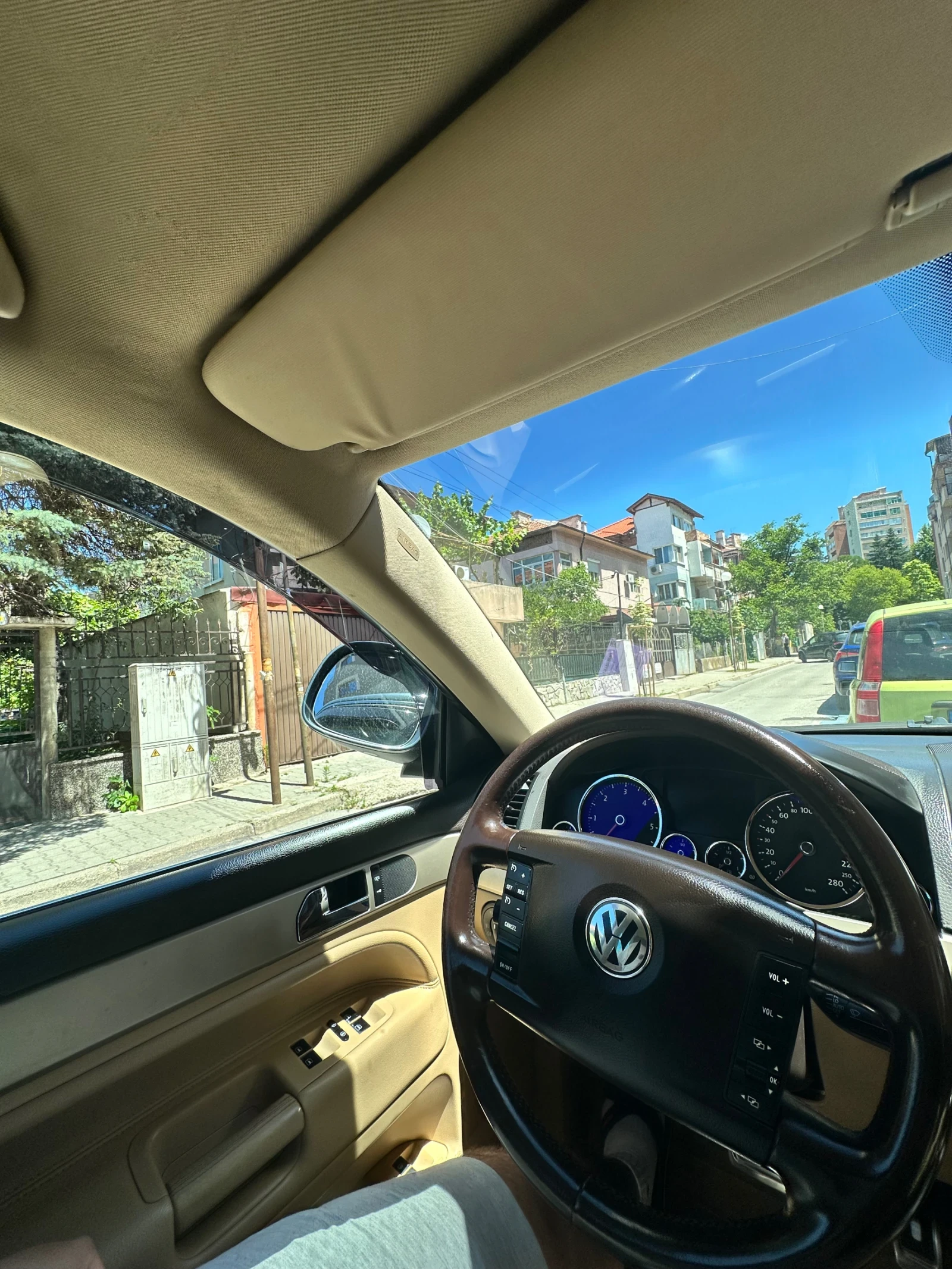 VW Touareg ТОП, снимка 13 - Автомобили и джипове - 54973922