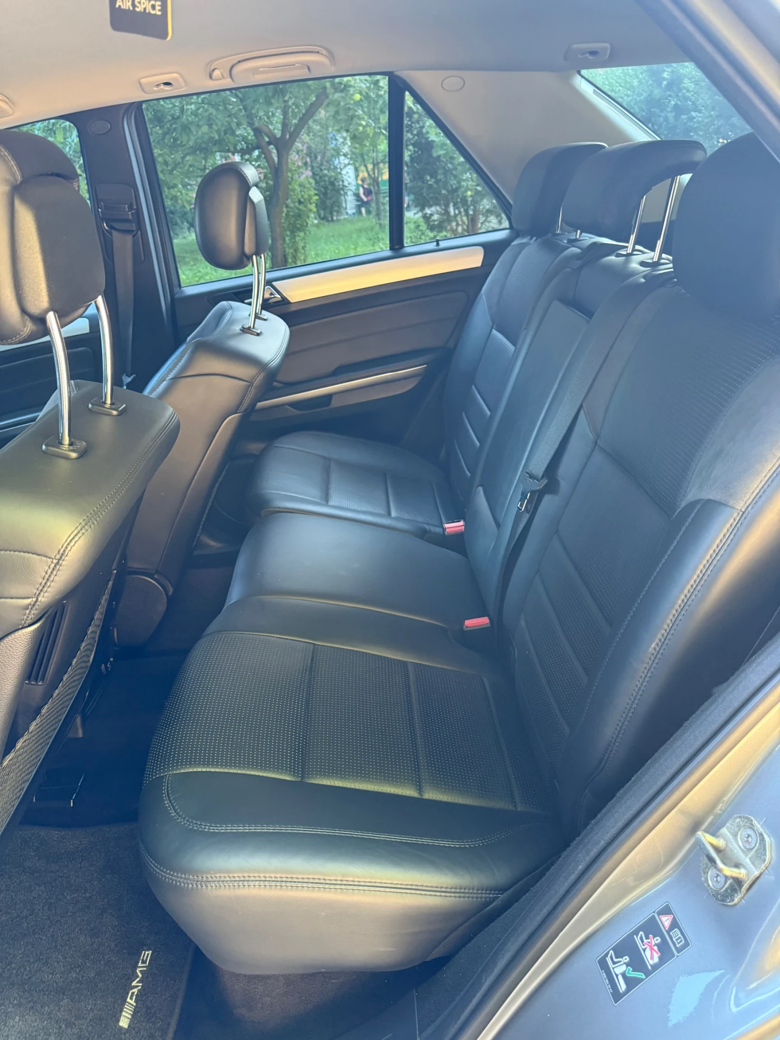 Mercedes-Benz ML 63 AMG AMG, снимка 7 - Автомобили и джипове - 55051622