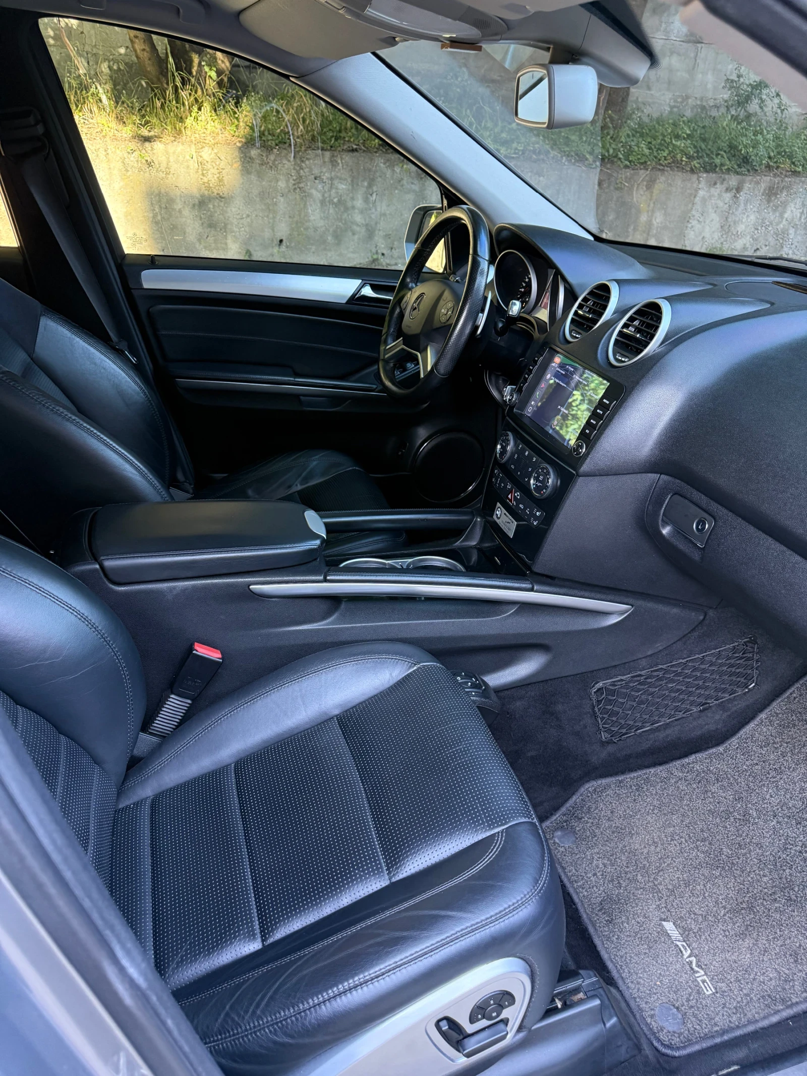 Mercedes-Benz ML 63 AMG AMG, снимка 8 - Автомобили и джипове - 55051622