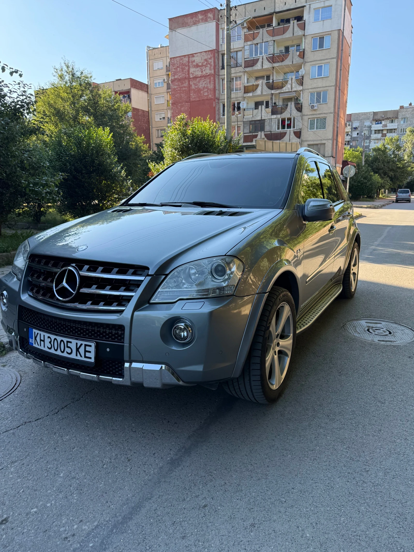Mercedes-Benz ML 63 AMG AMG, снимка 2 - Автомобили и джипове - 55051622
