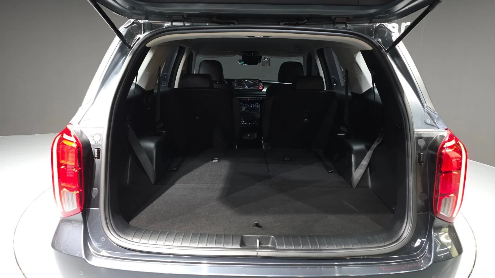 Hyundai Palisade * ПАНО* KEYLESS* Camera* ПОДГРЕВ* 360* , снимка 17 - Автомобили и джипове - 55624282