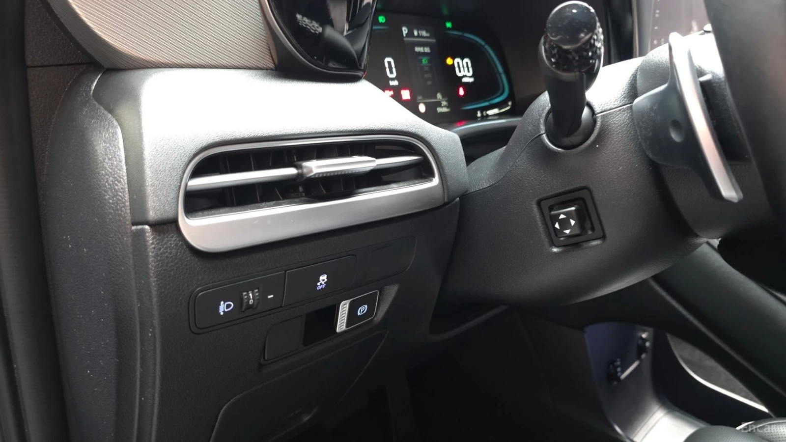 Hyundai Palisade * ПАНО* KEYLESS* Camera* ПОДГРЕВ* 360* , снимка 15 - Автомобили и джипове - 55624282