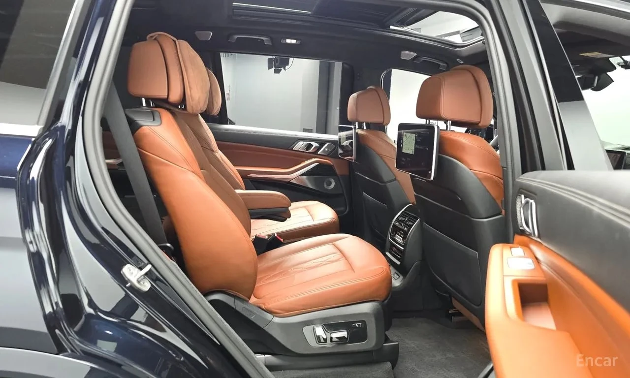 BMW X7 * xDrive 40i M Sport 6STR * ЦЕНА ДО БГ, снимка 14 - Автомобили и джипове - 55886898