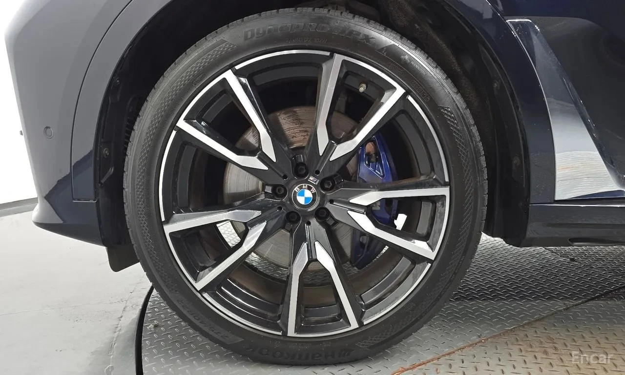 BMW X7 * xDrive 40i M Sport 6STR * ЦЕНА ДО БГ, снимка 16 - Автомобили и джипове - 55886898