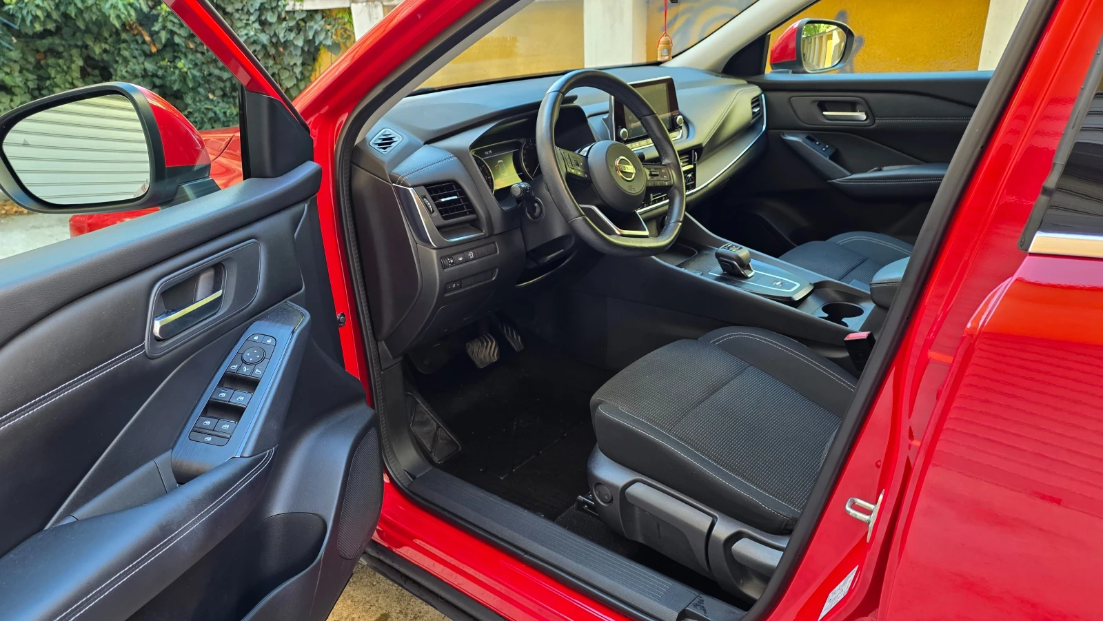 Nissan Qashqai, снимка 7 - Автомобили и джипове - 55981026