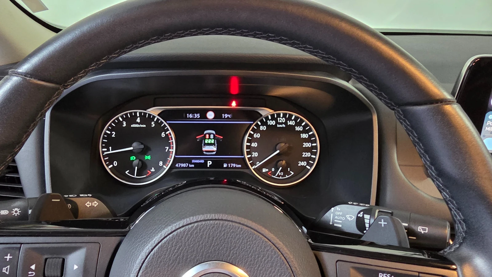 Nissan Qashqai, снимка 9 - Автомобили и джипове - 55981026