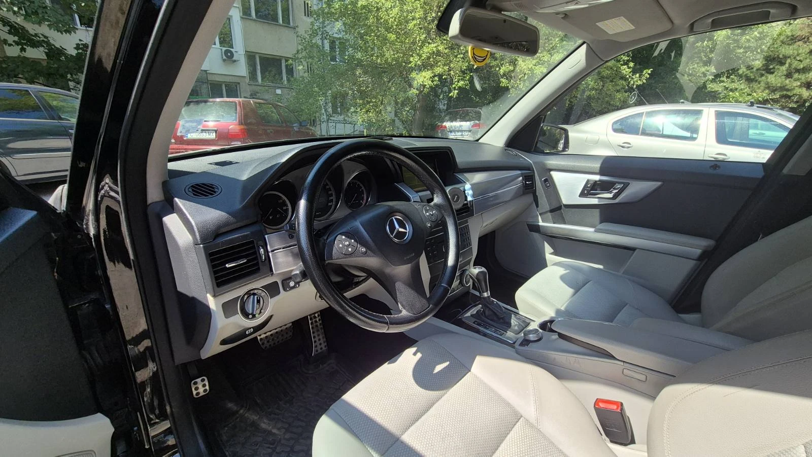 Mercedes-Benz GLK 350 , снимка 10 - Автомобили и джипове - 56677581
