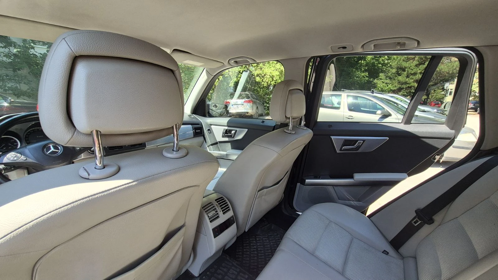 Mercedes-Benz GLK 350 , снимка 8 - Автомобили и джипове - 56677581