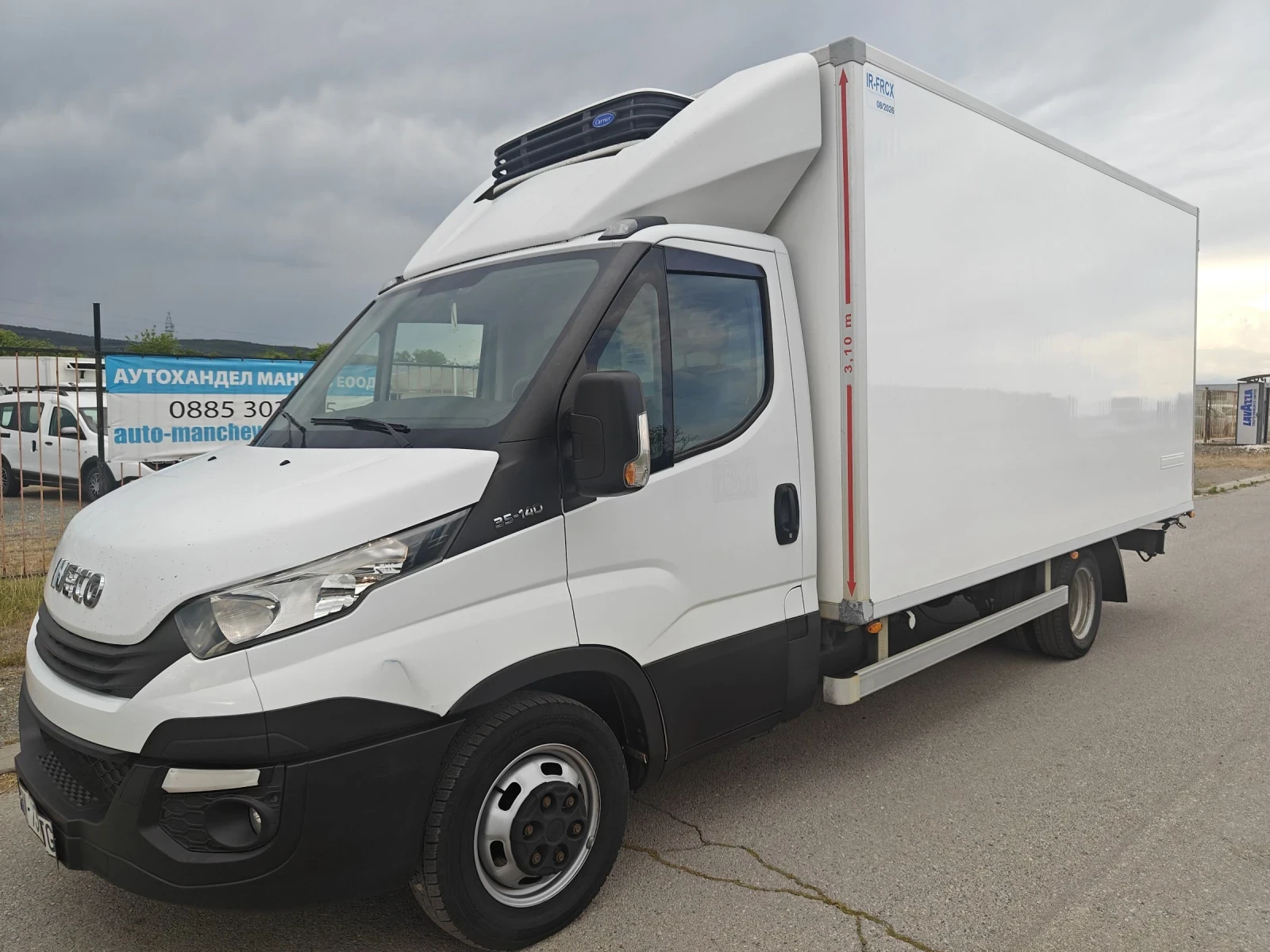 Iveco Daily 35C14 Хладилен Фургон, снимка 7 - Бусове и автобуси - 54575326