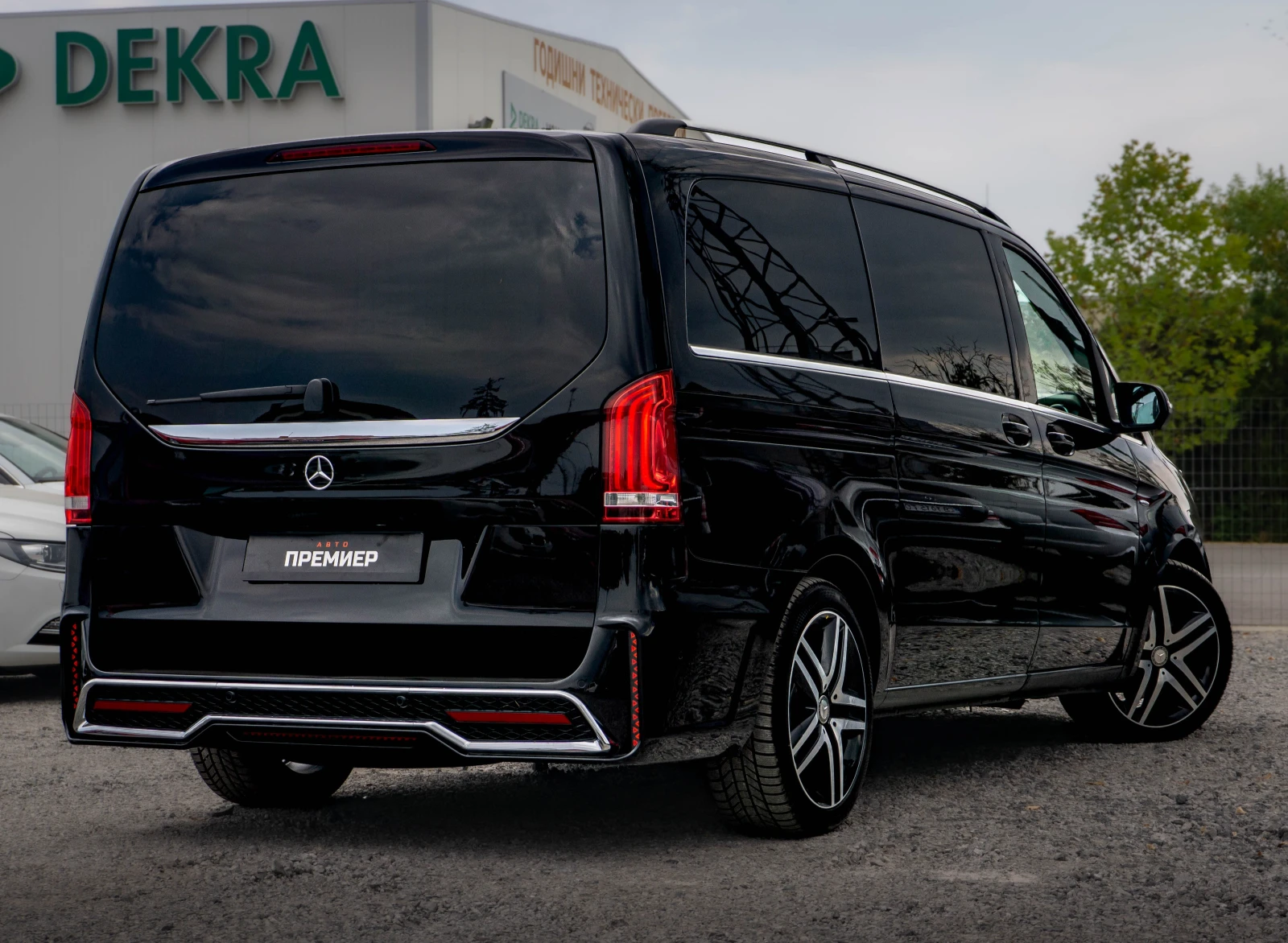 Mercedes-Benz V 300 4MATIC-ExtraLong-190hp-РЕГИСТРИРАН-ПЕРФЕКТЕН!, снимка 4 - Бусове и автобуси - 56164131