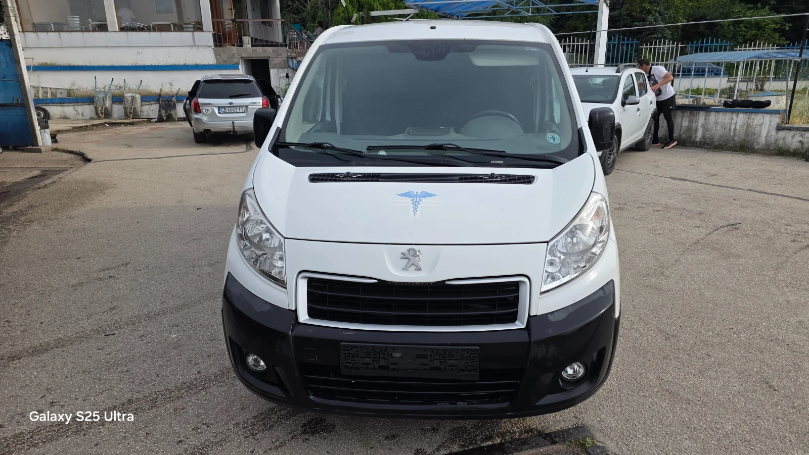 Peugeot Expert 2.0d, снимка 9 - Бусове и автобуси - 56729167