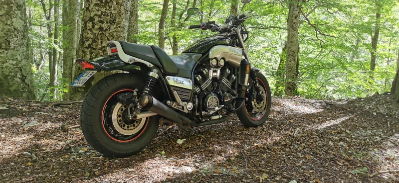 Yamaha V-Max, снимка 5 - Мотоциклети и мототехника - 36933701