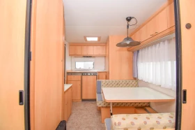 Каравана Burstner Fun Sportiv 400 TS+ ФОРСЕЛТ, снимка 11