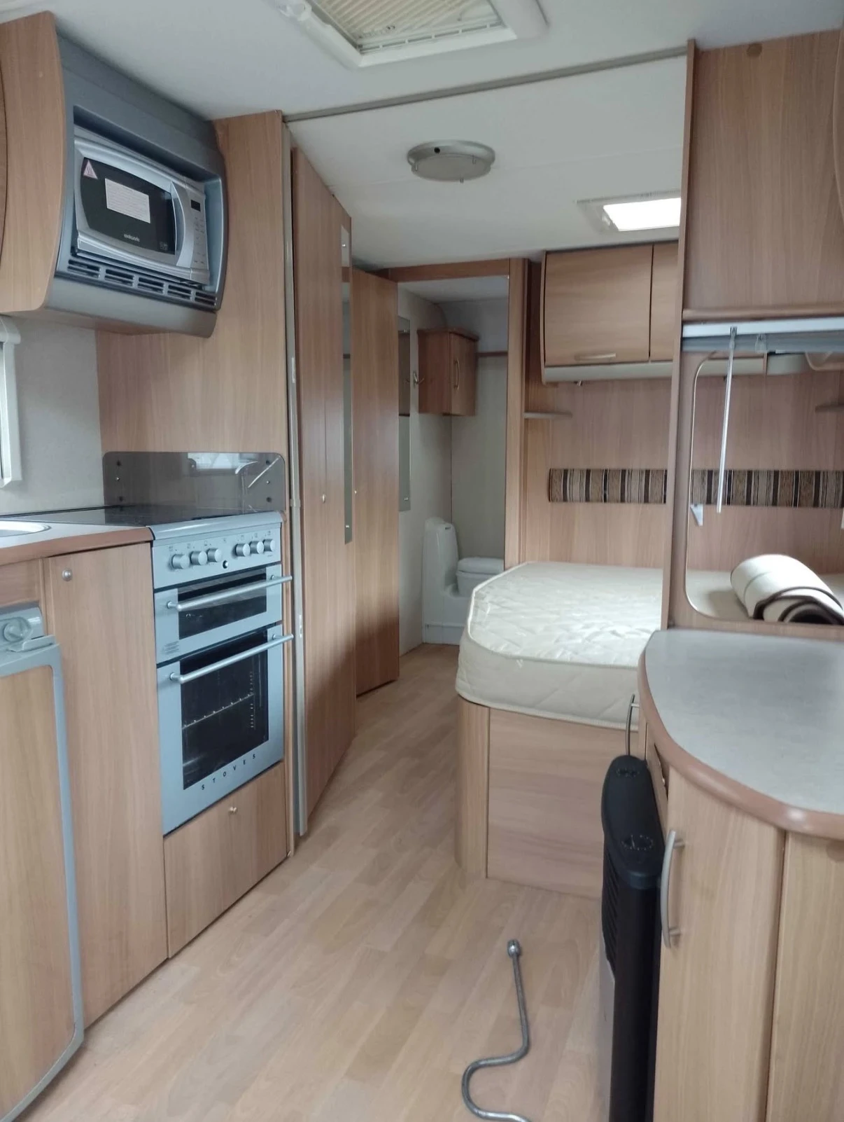 Каравана Swift Charisma 620 СПАЛНЯ - изображение 9