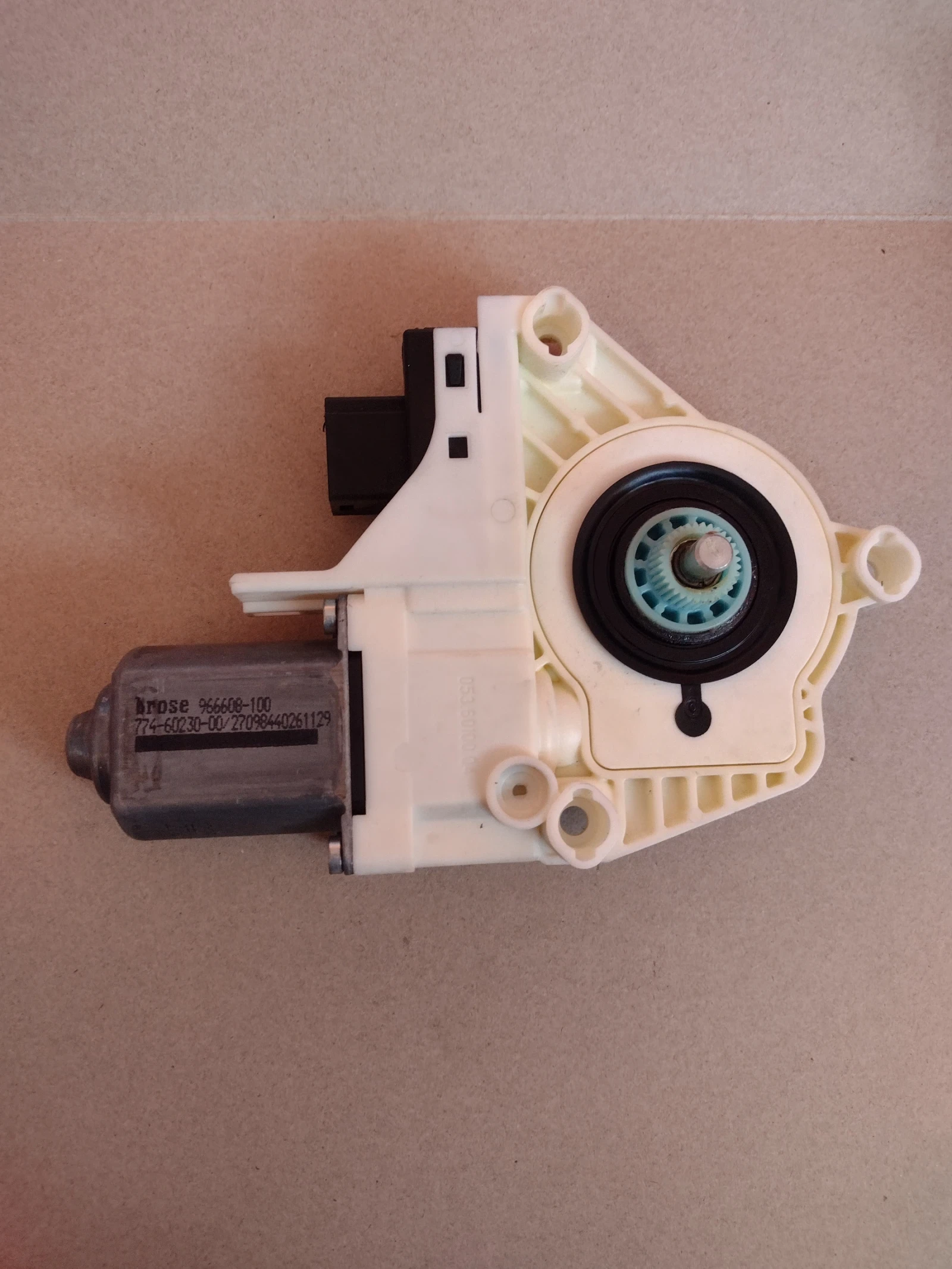 8K0959811 ������� �� ������ / ������ ���� �����  �� AUDI A4 B8   8K0 959 811 | Mobile.bg � ����������� 2