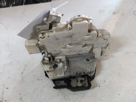 ����� �� �������� �� ����� (����� ����) 4F0839015A Audi A6