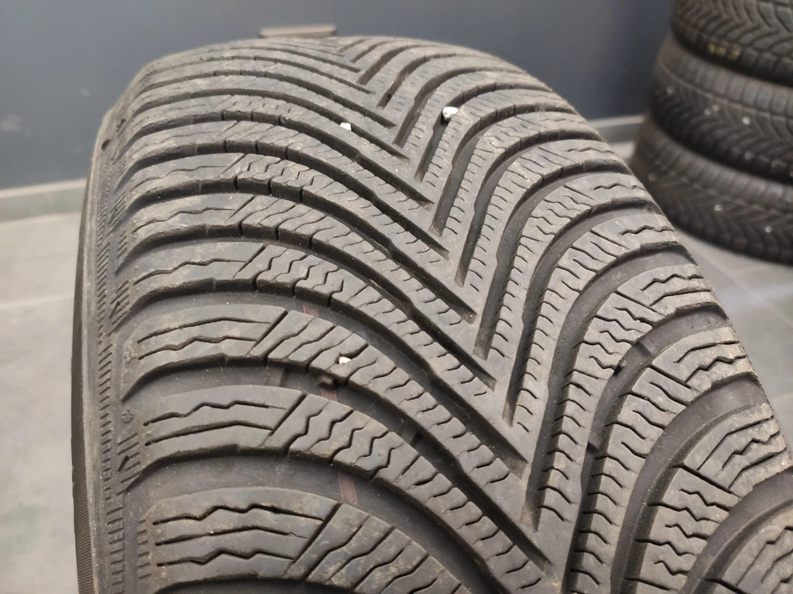  215/60R16 | Mobile.bg   3