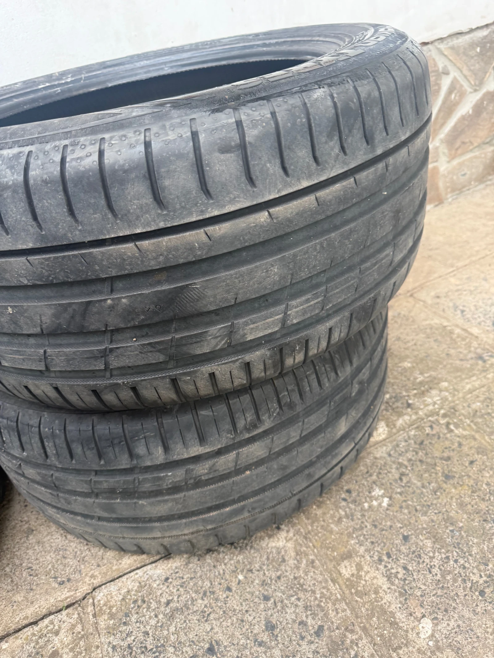 Гуми Летни 255/50R19, снимка 5 - Гуми и джанти - 54688917