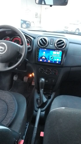 Dacia Sandero 1.2, каско, гаражна, navi , kamera, снимка 17