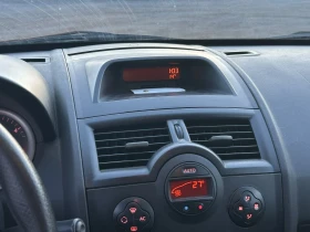 Renault Megane Комби, снимка 7