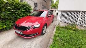 Skoda Octavia Комби, снимка 1