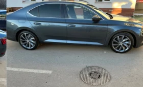 Skoda Superb Laurin & Klement 2.0TDI 190k.c 4x4, снимка 13