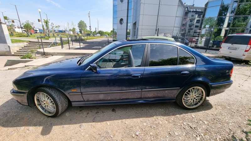 BMW 525, снимка 2 - Автомобили и джипове - 47546944