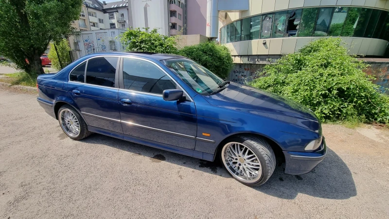 BMW 525, снимка 1 - Автомобили и джипове - 47546944