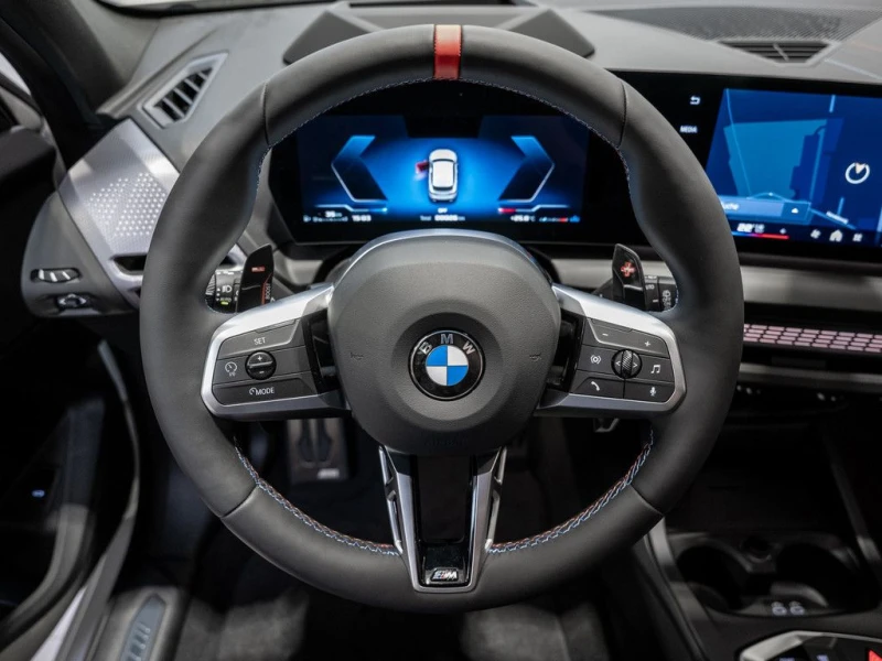 BMW M135 xDrive 360/HUD/LED/HK , снимка 6 - Автомобили и джипове - 47228476