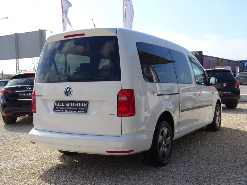 VW Caddy Maxi 2.0 TDI 102kc DSG 5вр. Highline 7 места, снимка 5 - Автомобили и джипове - 47363546