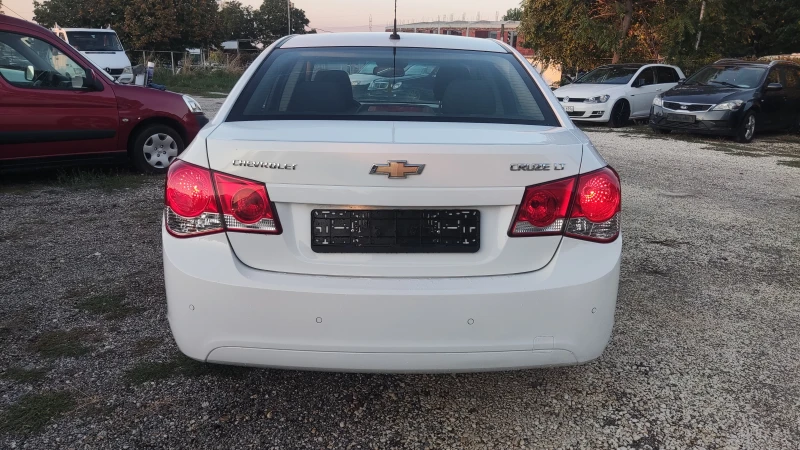 Chevrolet Cruze 2.0d 163кс.6ск., снимка 7 - Автомобили и джипове - 47426308