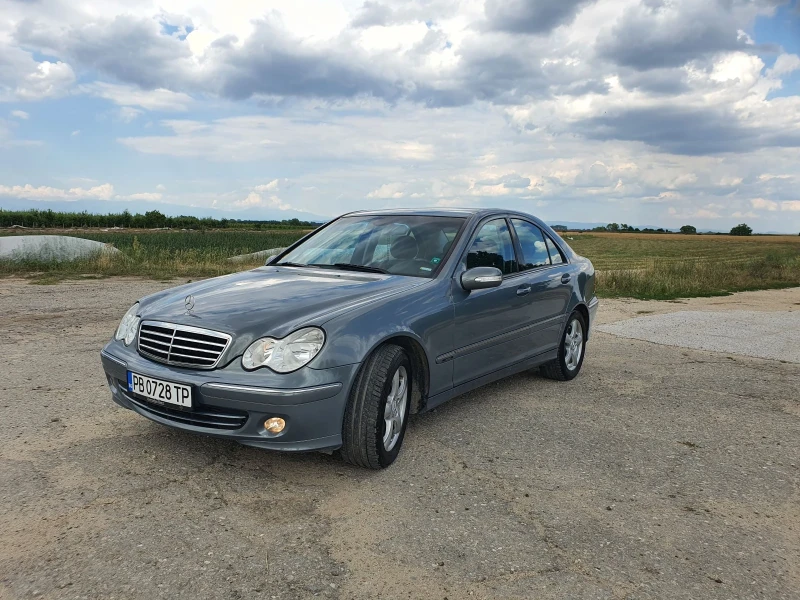 Mercedes-Benz C 200, снимка 10 - Автомобили и джипове - 48324288