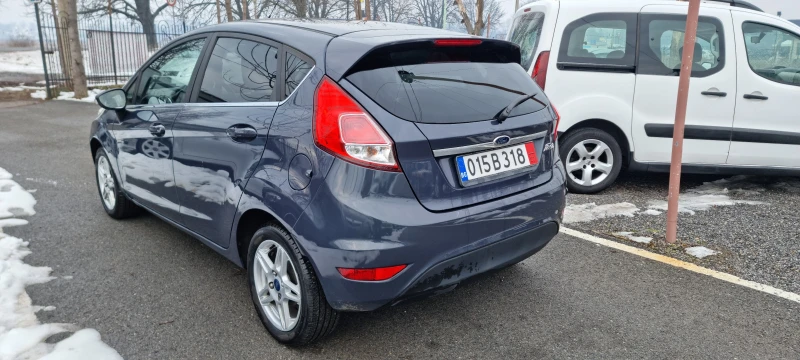 Ford Fiesta 1.4 , снимка 4 - Автомобили и джипове - 48788382