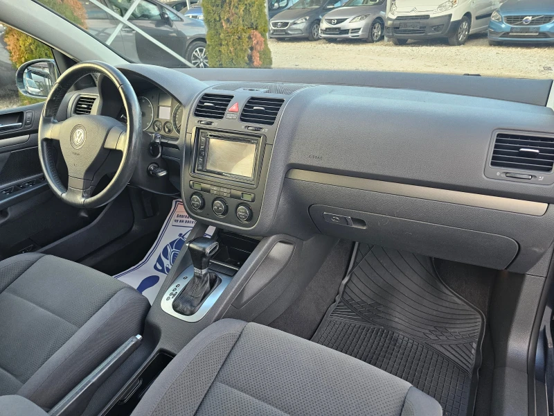 VW Golf 1.9 TDI DSG КЛИМАТРОНИК, снимка 9 - Автомобили и джипове - 48995484