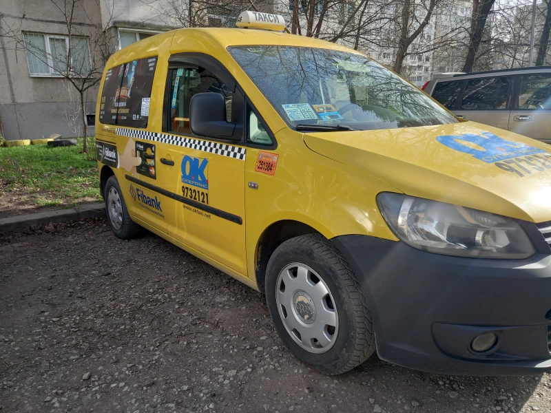 VW Caddy 2.0   109кс, снимка 2 - Автомобили и джипове - 49508382