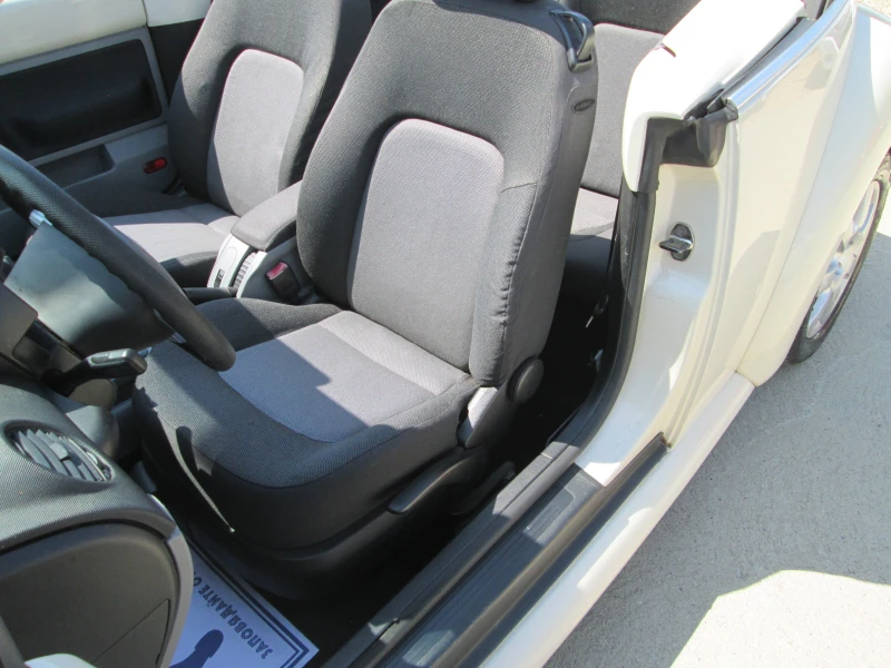 VW New beetle 1.6I-Клима-НОВА, снимка 11 - Автомобили и джипове - 51442387