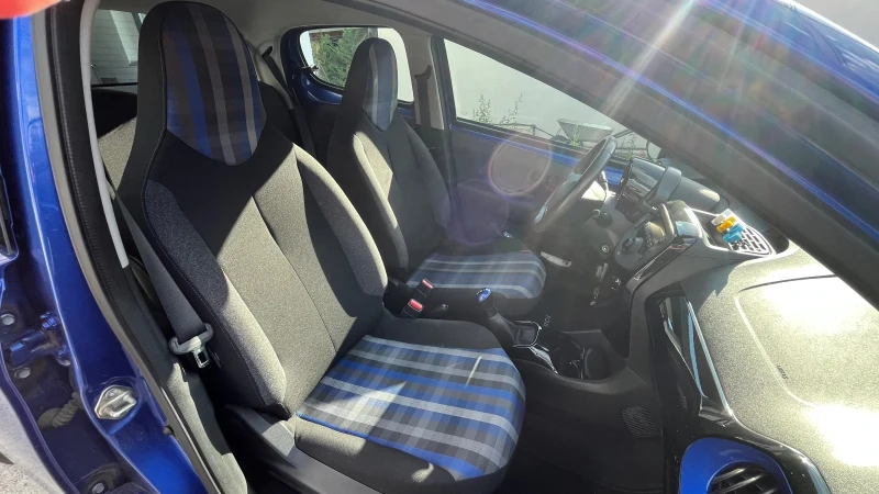 Peugeot 108, снимка 16 - Автомобили и джипове - 52139583