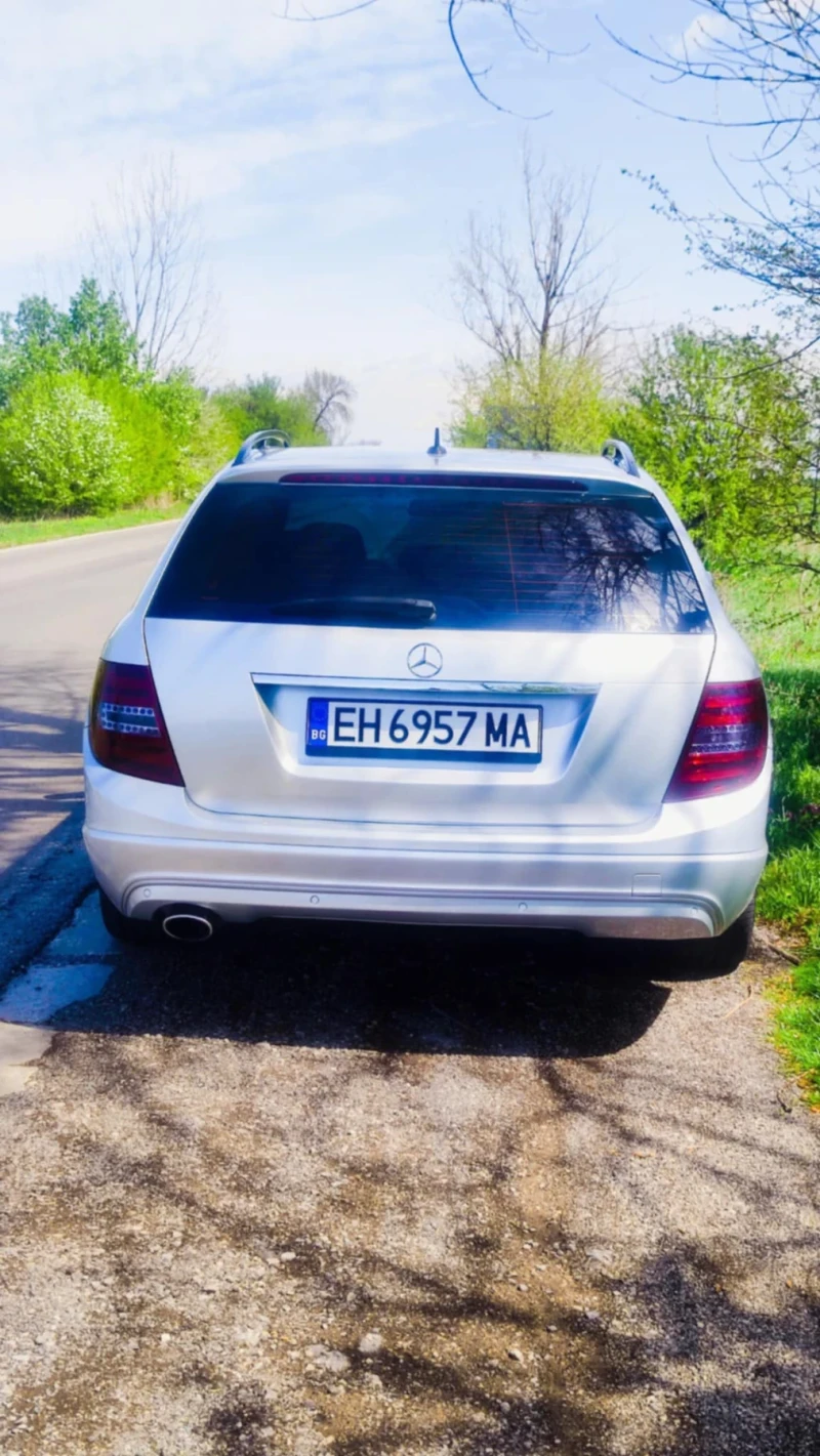 Mercedes-Benz C 220 CDI, снимка 11 - Автомобили и джипове - 52283556