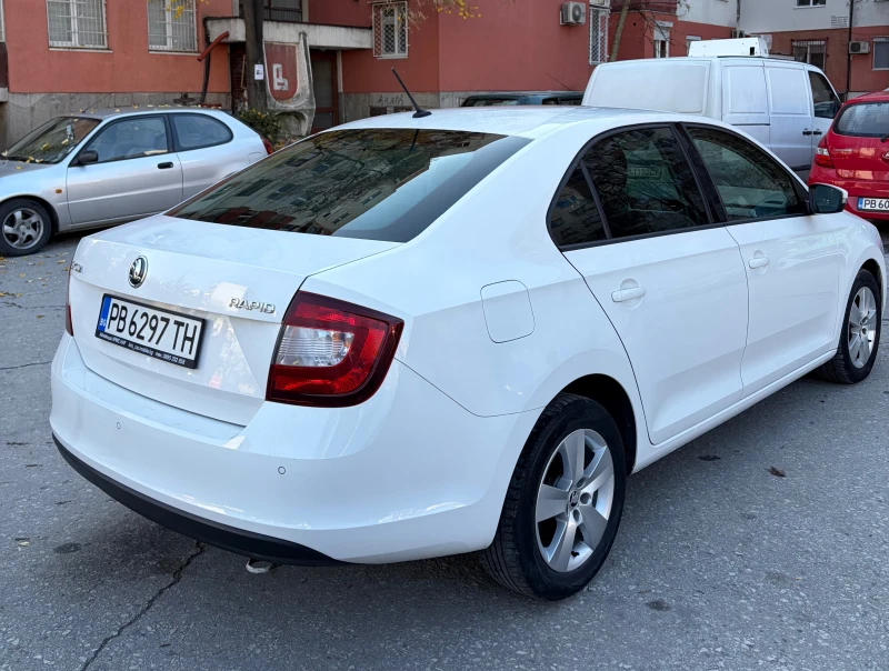 Skoda Rapid 1.4 Перфектна !!!, снимка 6 - Автомобили и джипове - 52511484