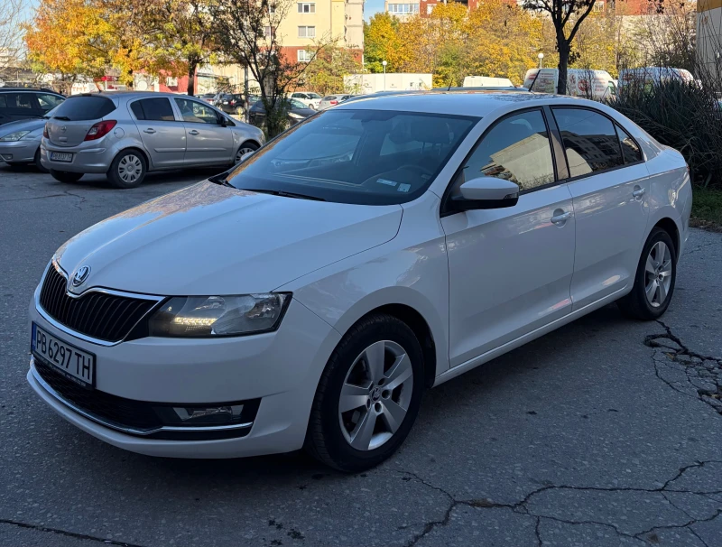 Skoda Rapid 1.4 Перфектна !!!, снимка 3 - Автомобили и джипове - 52511484
