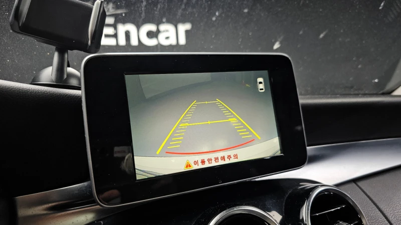 Mercedes-Benz C 200, снимка 14 - Автомобили и джипове - 52548823