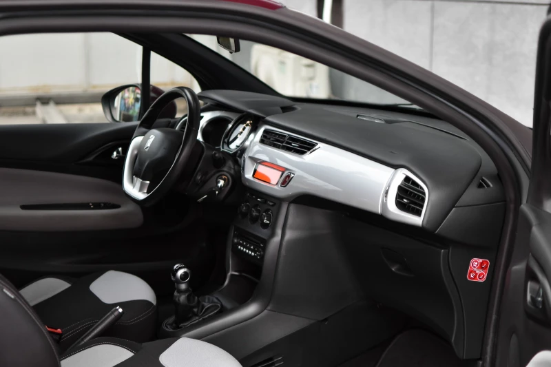 Citroen DS3 1.4i, снимка 8 - Автомобили и джипове - 52688108