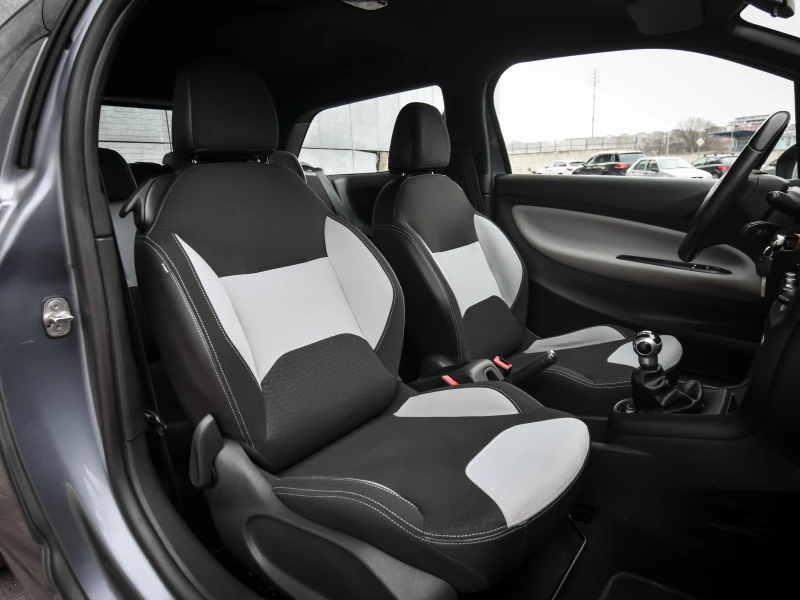 Citroen DS3 1.4i, снимка 11 - Автомобили и джипове - 52688108